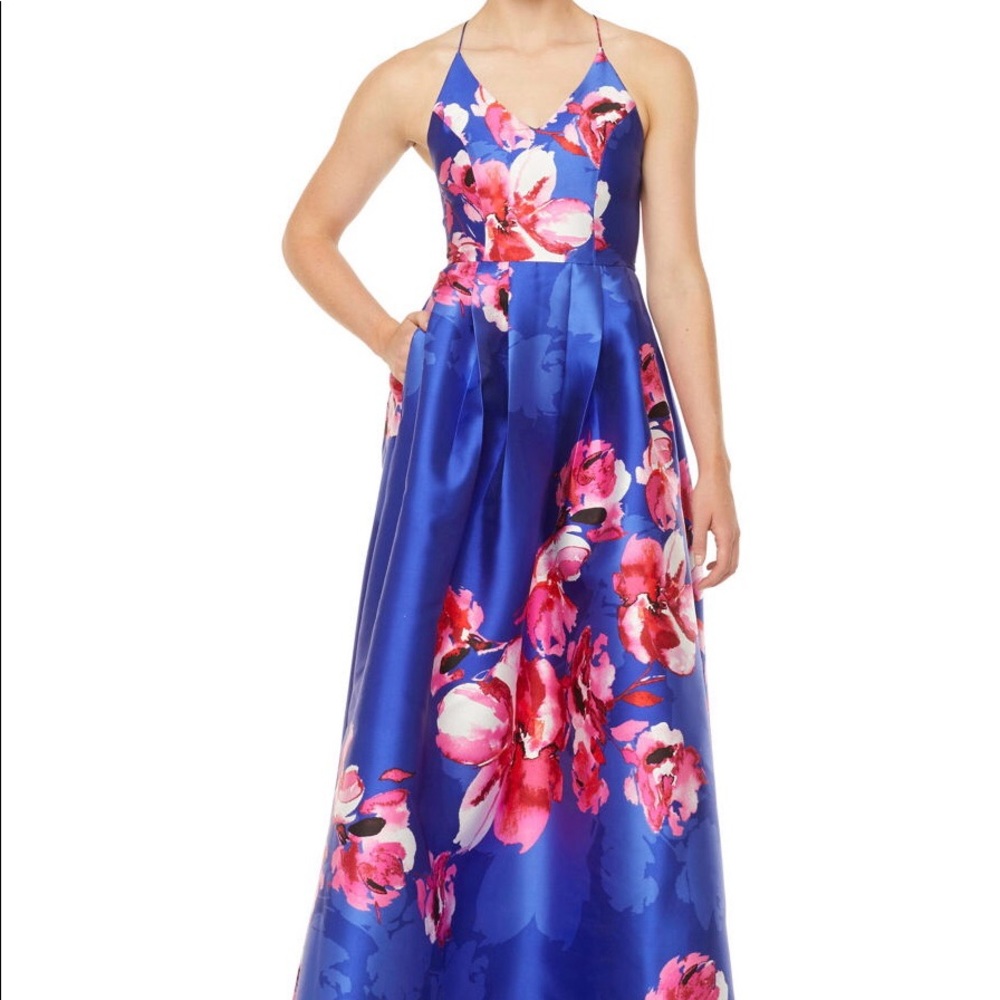 Sleeveless Ball Gown NWT!!